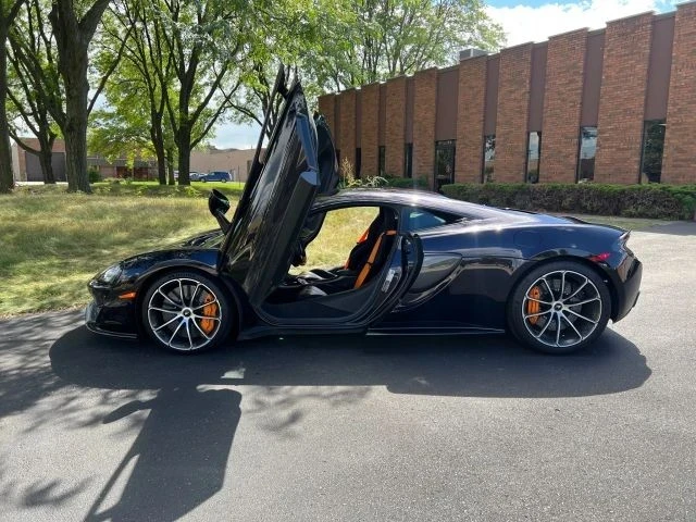 2019 McLaren 570S - Image 11 of 21