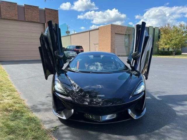 2019 McLaren 570S - Image 13 of 21