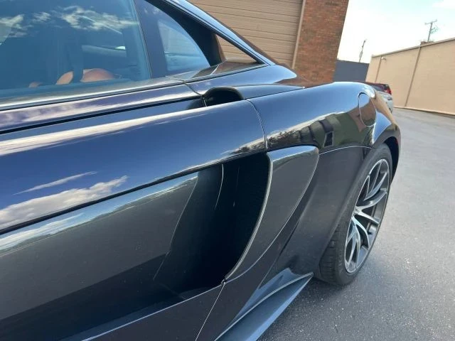 2019 McLaren 570S - Image 17 of 21