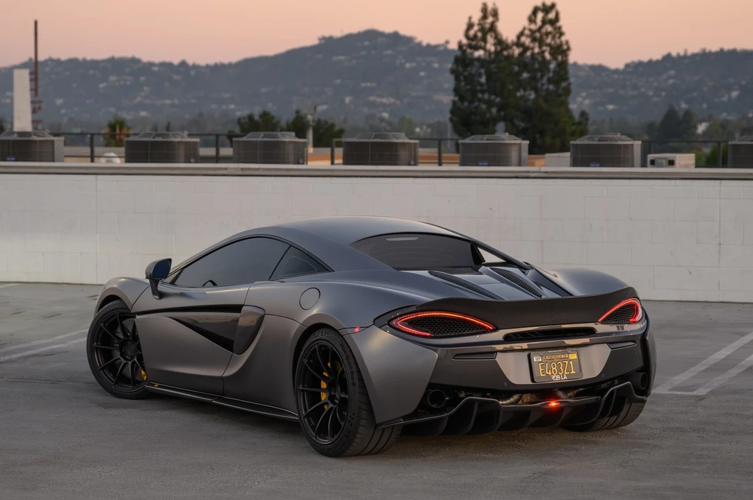 2019 McLaren 570 - Image 6 of 12