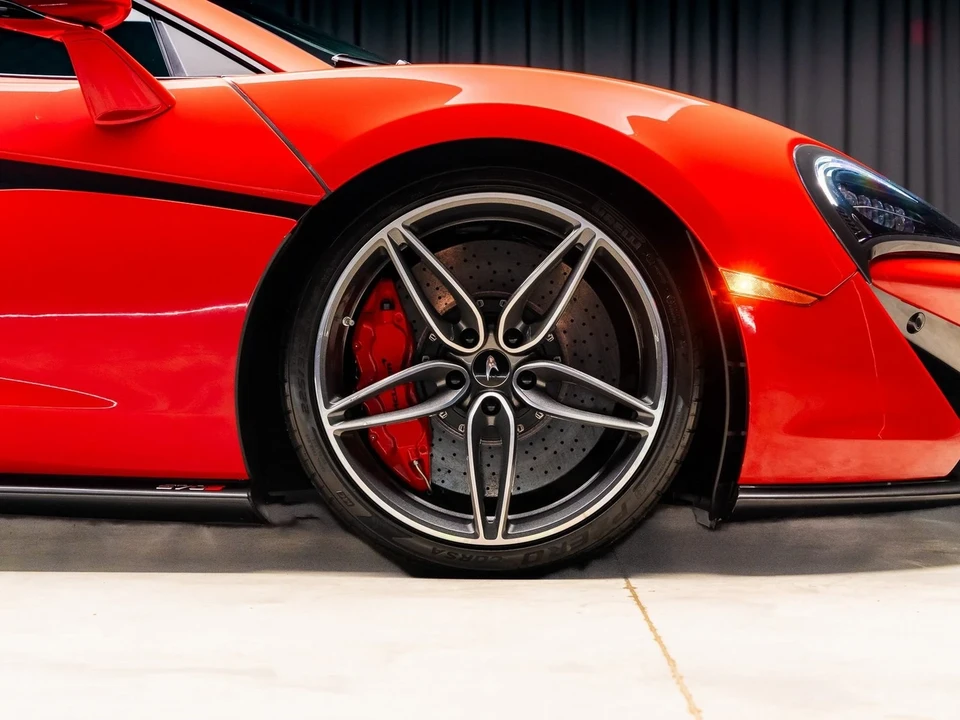 2019 McLaren 570 - Image 2 of 12