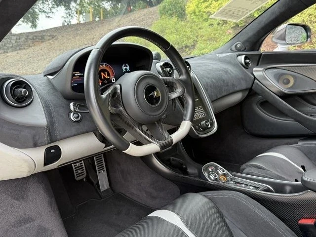 2019 McLaren 570 - Image 16 of 21