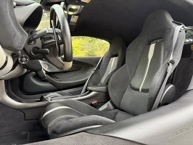 2019 McLaren 570 - Image 17 of 21