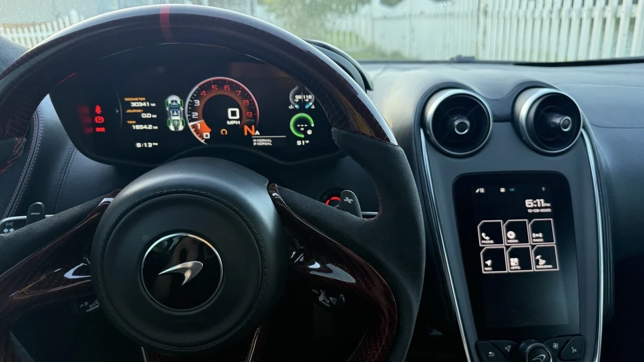 2019 McLaren 570 - Image 15 of 15