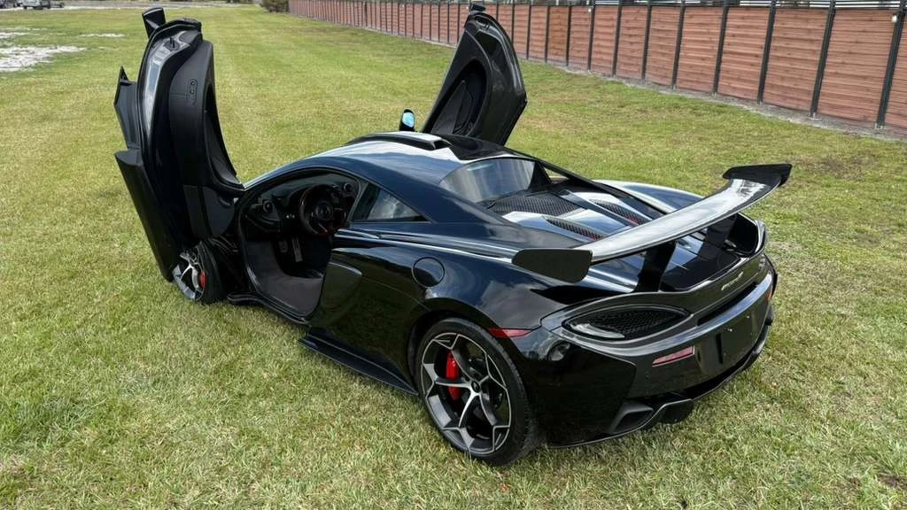 2019 McLaren 570 - Image 13 of 22