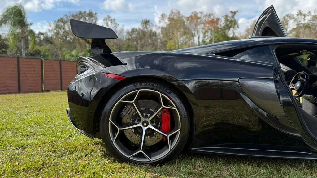 2019 McLaren 570 - Image 10 of 22