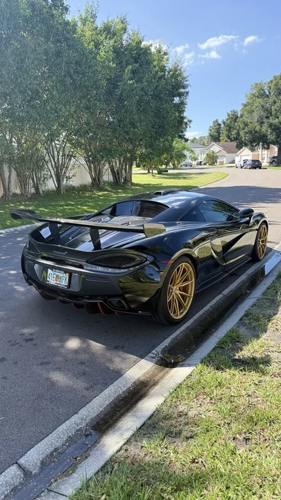 2019 McLaren 570 - Image 5 of 15