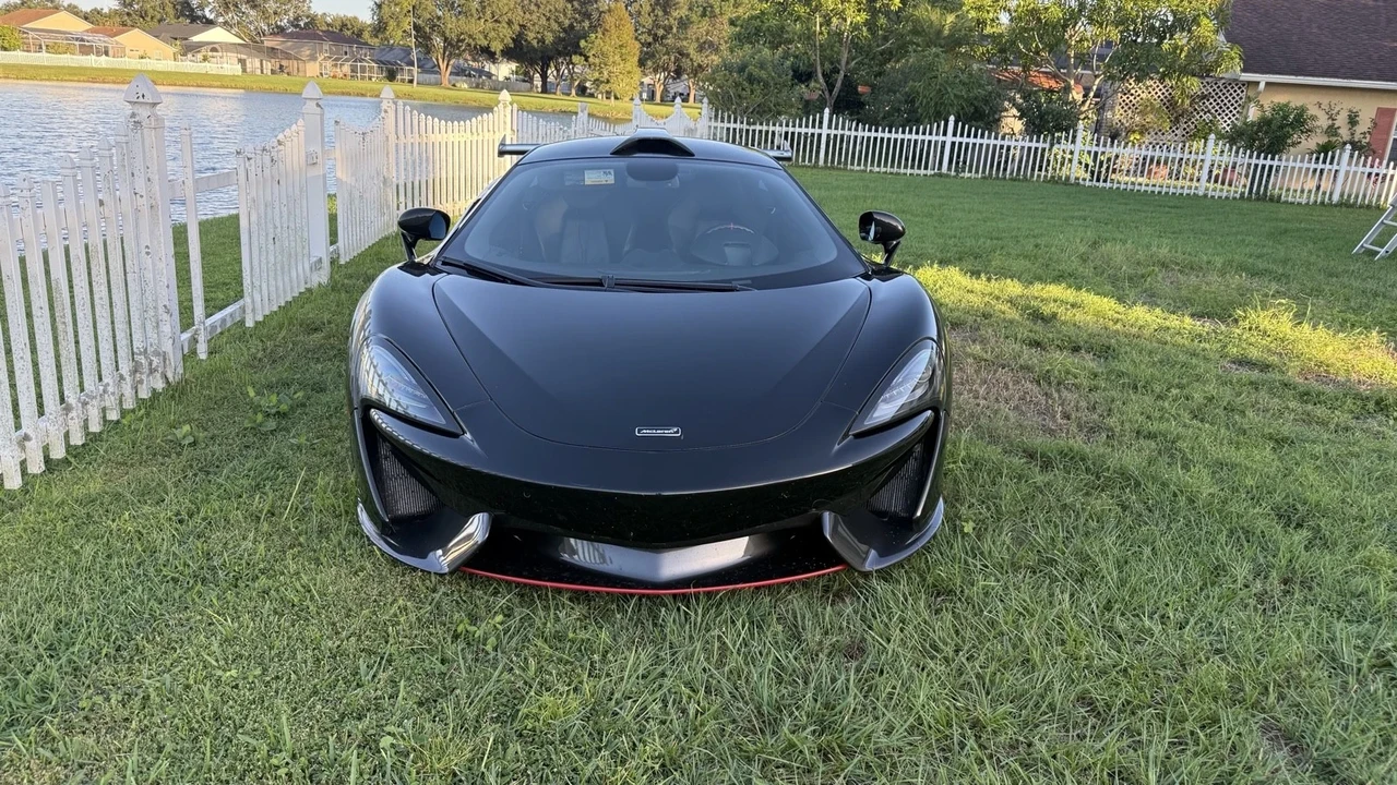 2019 McLaren 570 - Image 9 of 15