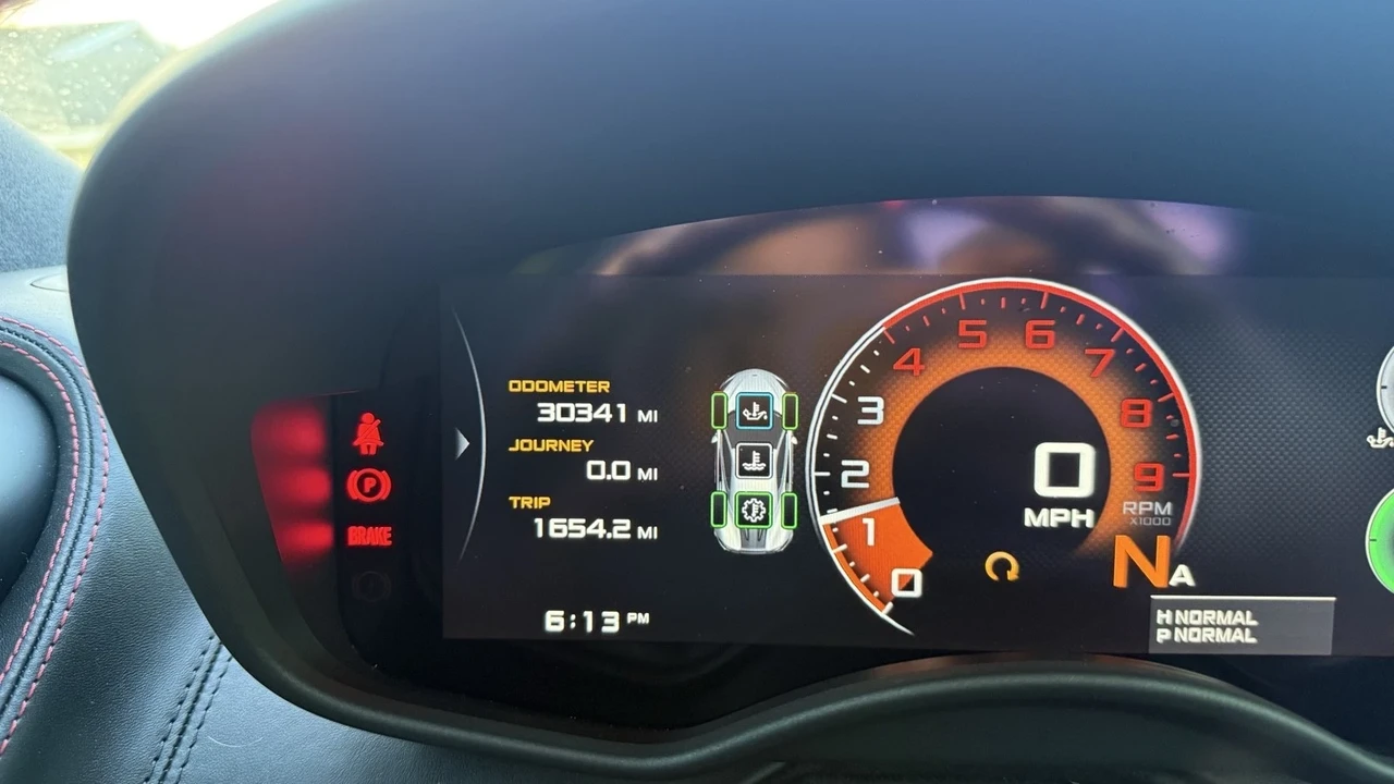 2019 McLaren 570 - Image 14 of 15