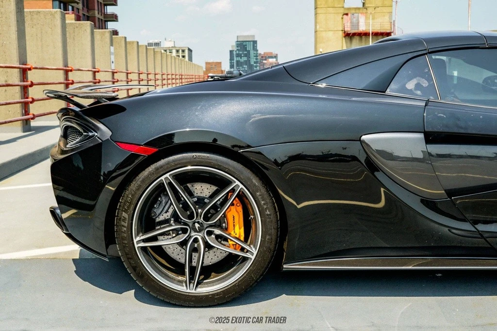 2019 McLaren 570S Spider - Image 10 of 12