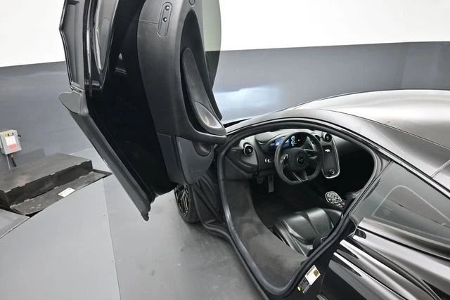 2019 McLaren 570GT - Image 18 of 20