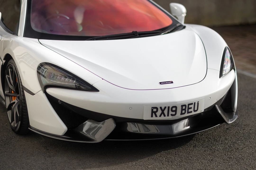 2019 McLaren 570GT - Image 30 of 31