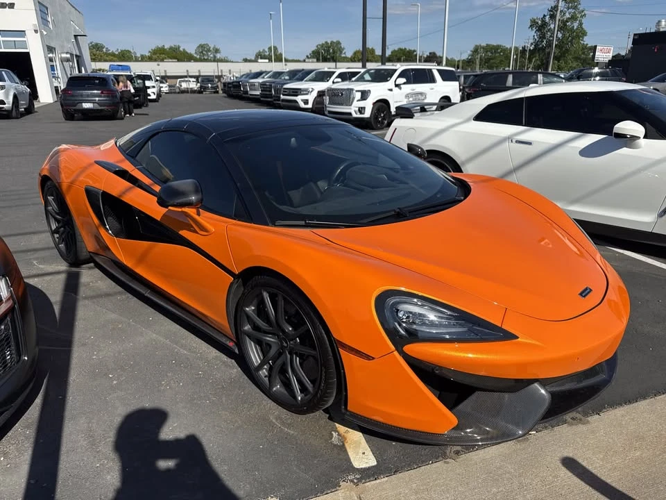 2019 McLaren 570S - Image 7 of 10