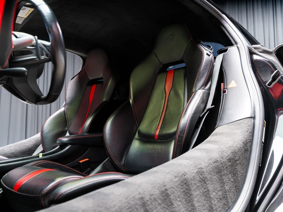 2019 McLaren 570S - Image 5 of 31