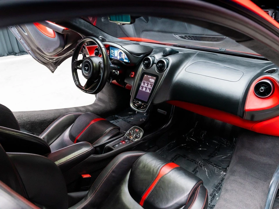 2019 McLaren 570S - Image 4 of 12