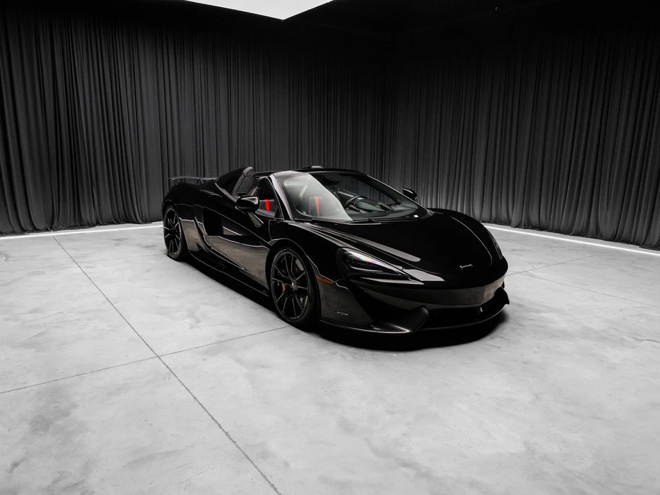 2019 McLaren 570S - Image 15 of 31