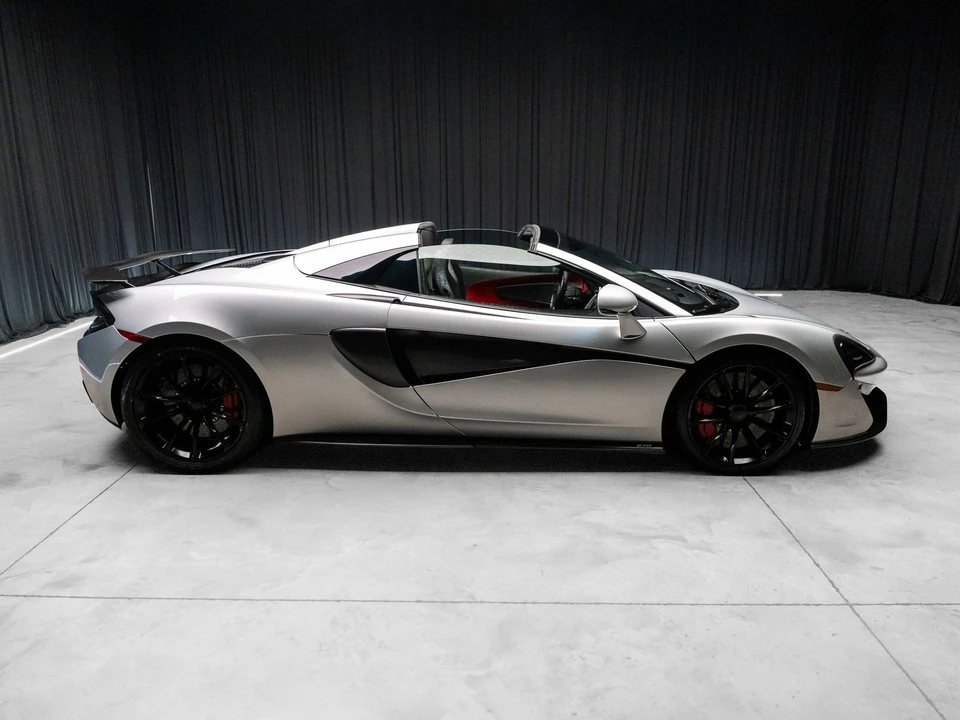 2019 McLaren 570S - Image 13 of 31
