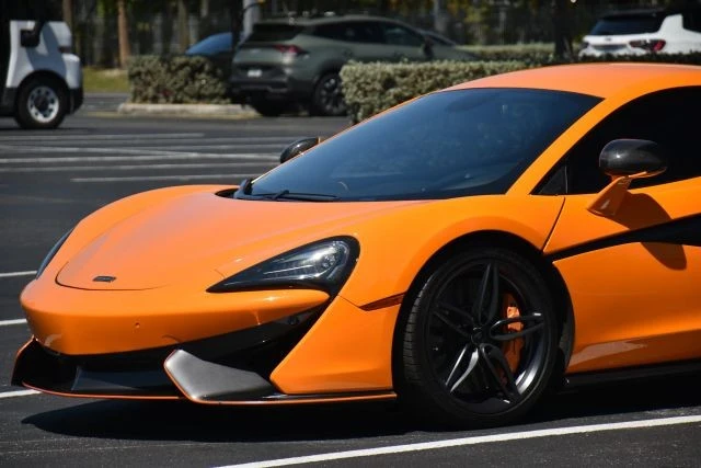 2019 McLaren 570S - Image 10 of 20
