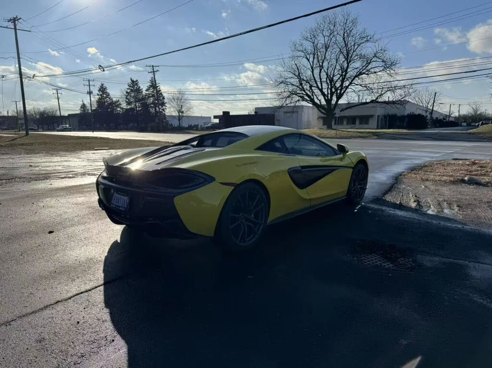2019 McLaren 570S - Image 5 of 13