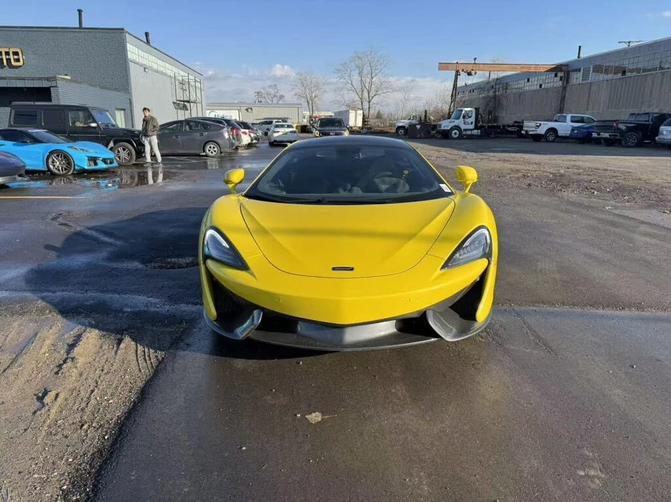 2019 McLaren 570S - Image 8 of 13