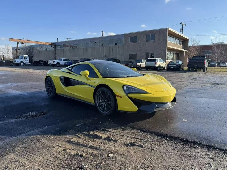 2019 McLaren 570S - Image 7 of 13