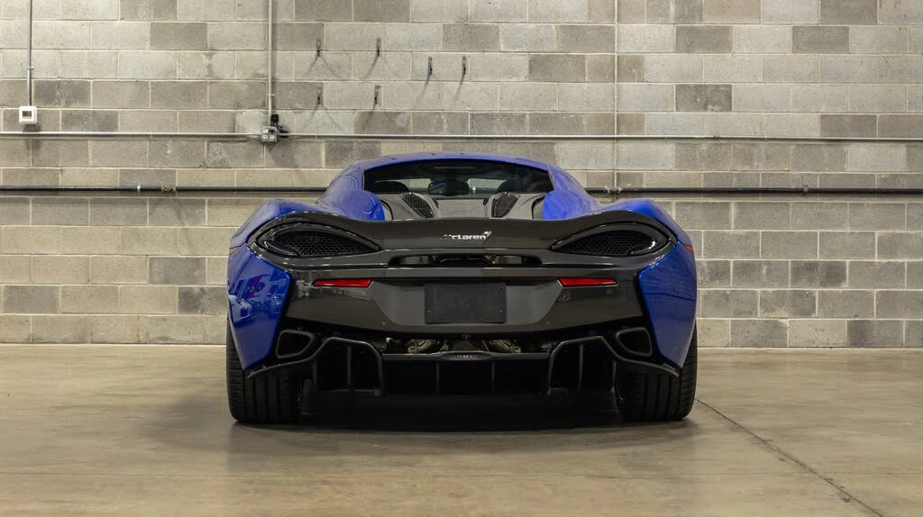 2019 McLaren 570S - Image 8 of 31