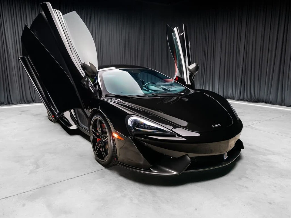 2019 McLaren 570S - Image 8 of 31