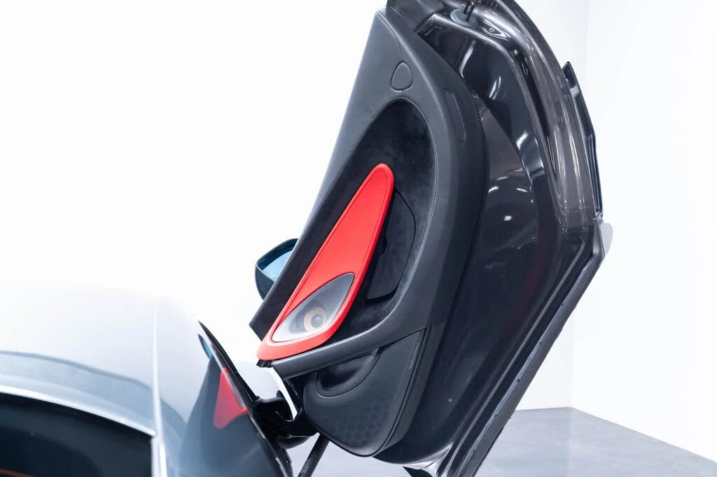 2019 McLaren 570S - Image 30 of 31