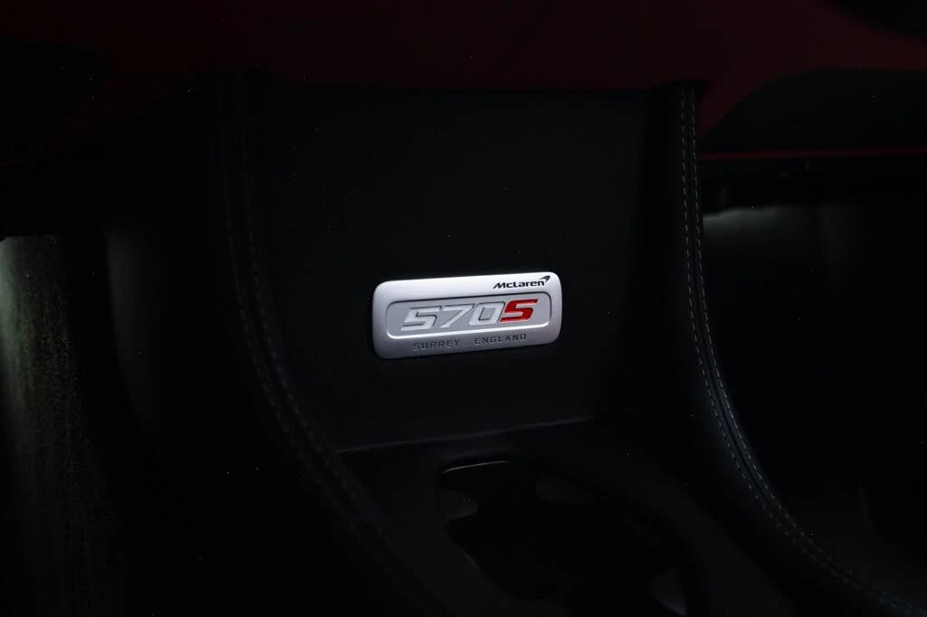 2019 McLaren 570S - Image 16 of 31