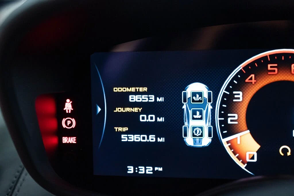 2019 McLaren 570S - Image 14 of 31