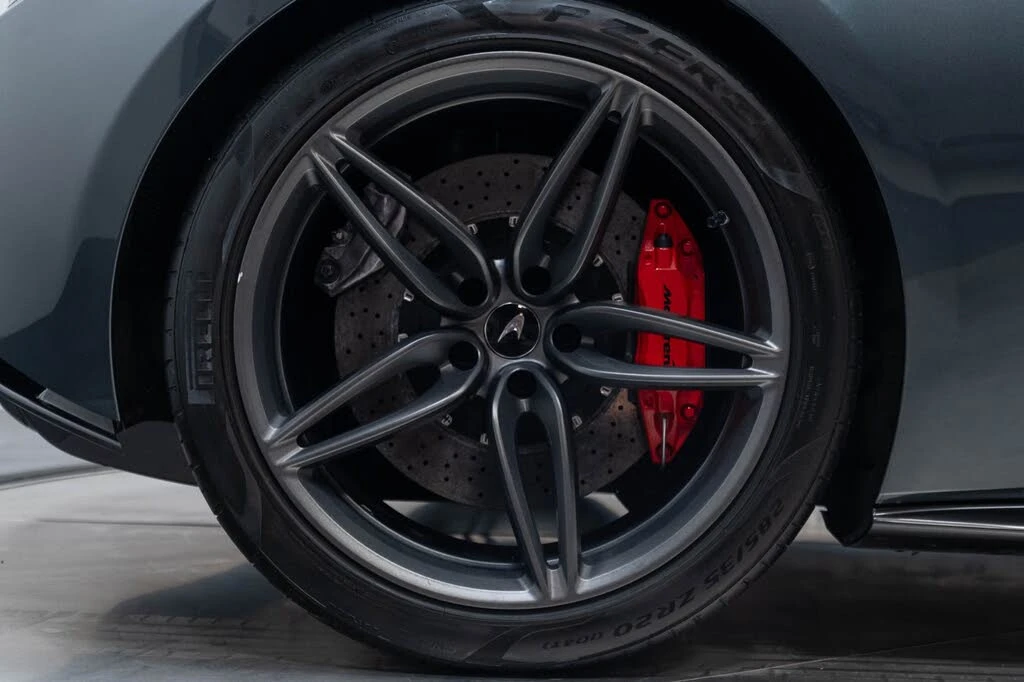 2019 McLaren 570S - Image 25 of 31