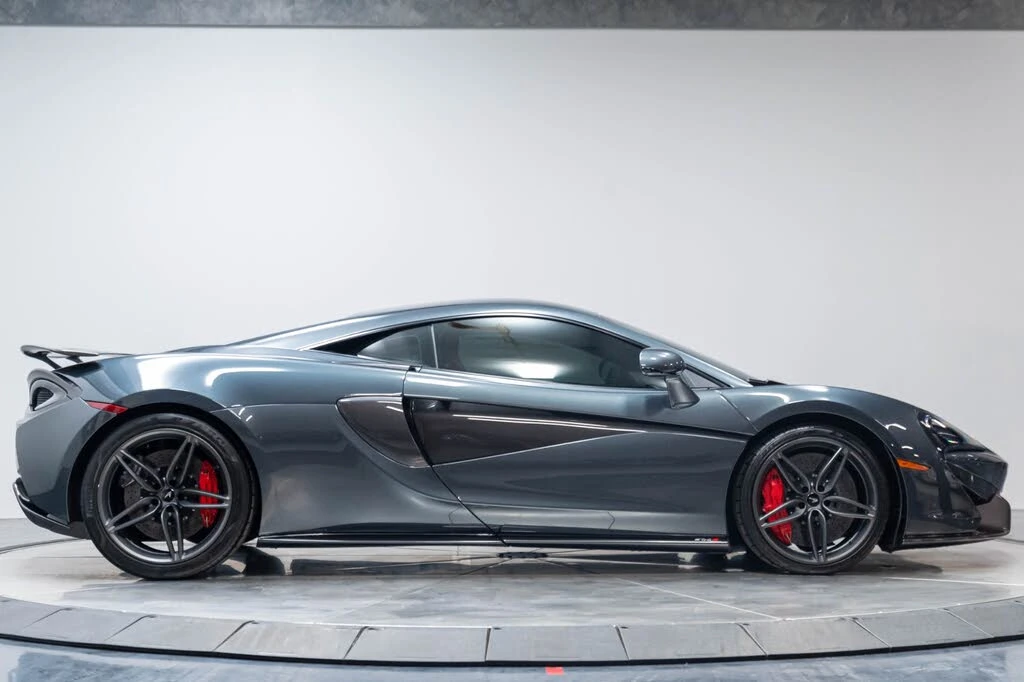 2019 McLaren 570S - Image 22 of 31