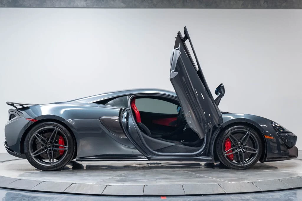 2019 McLaren 570S - Image 23 of 31
