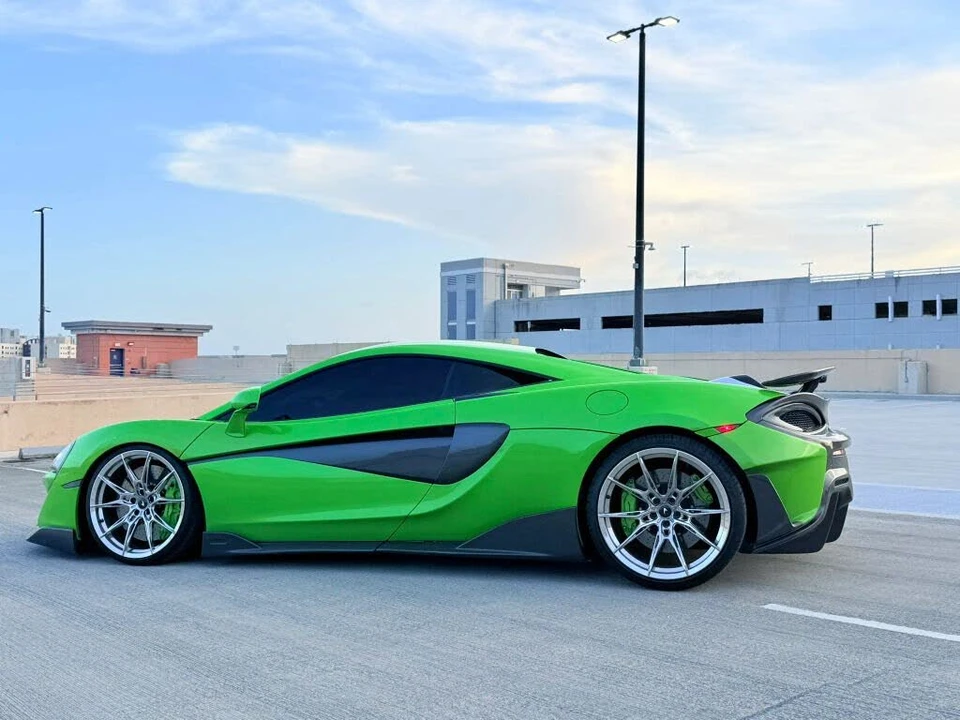 2019 McLaren 570S - Image 8 of 31