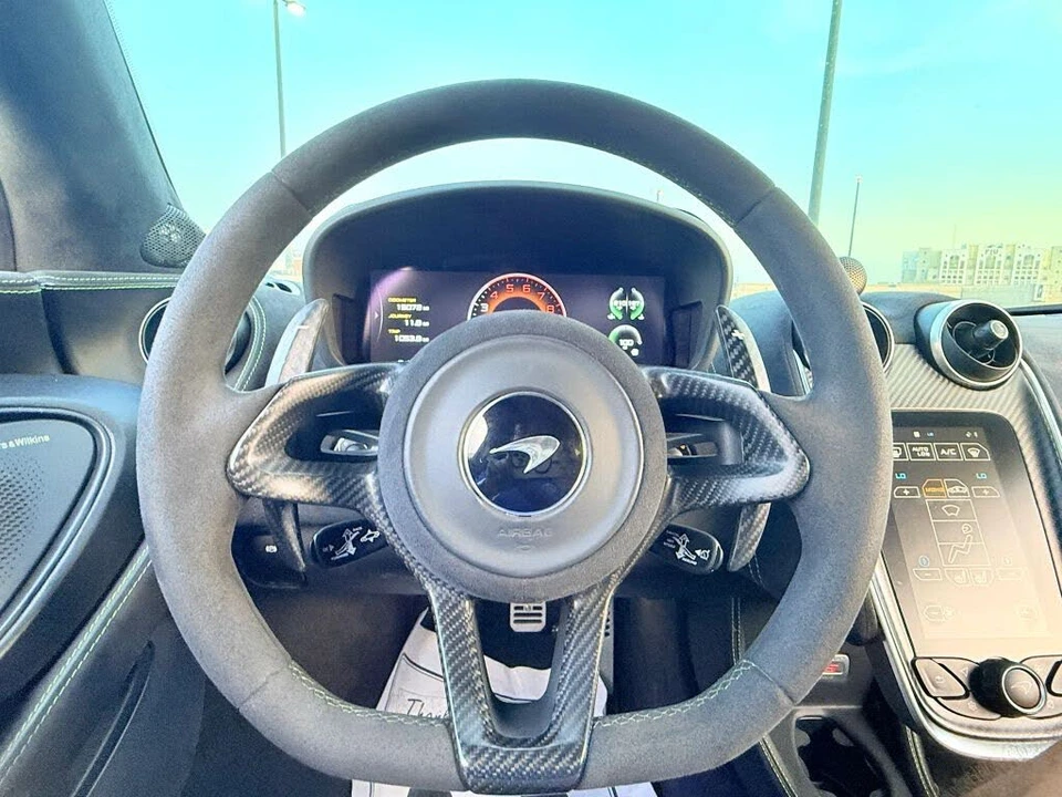 2019 McLaren 570S - Image 27 of 31