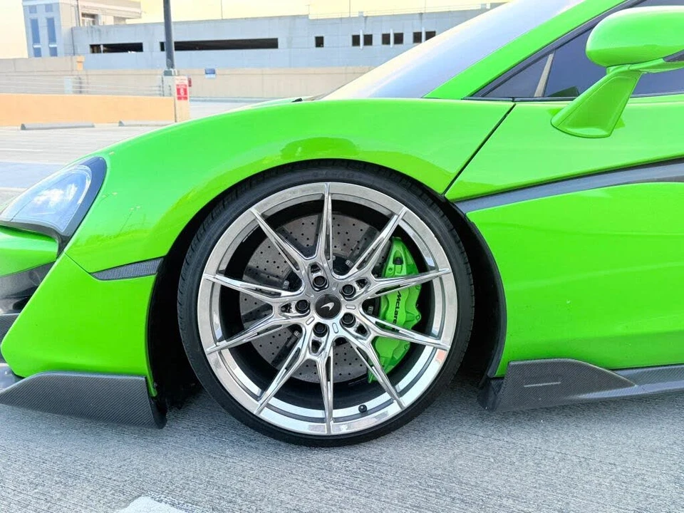 2019 McLaren 570S - Image 18 of 31
