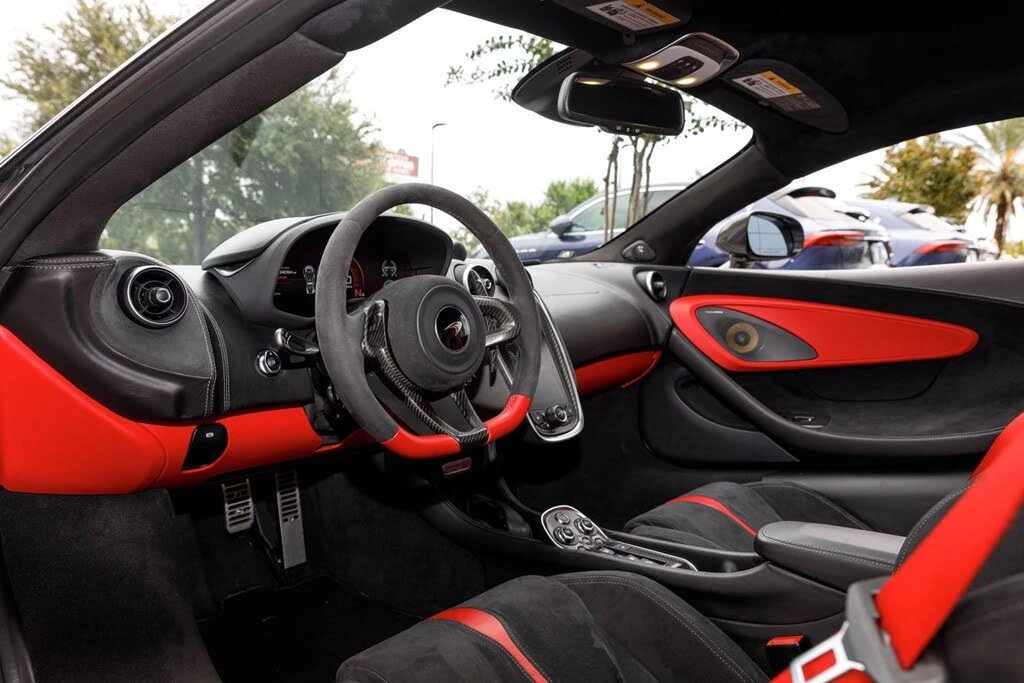 2019 McLaren 570S - Image 26 of 31