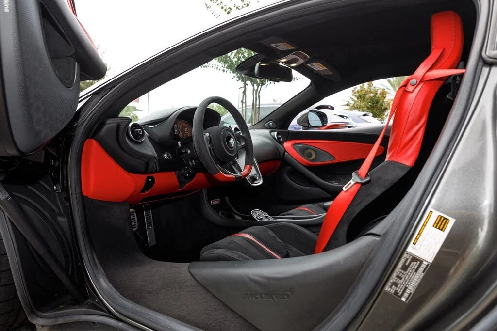 2019 McLaren 570S - Image 27 of 31