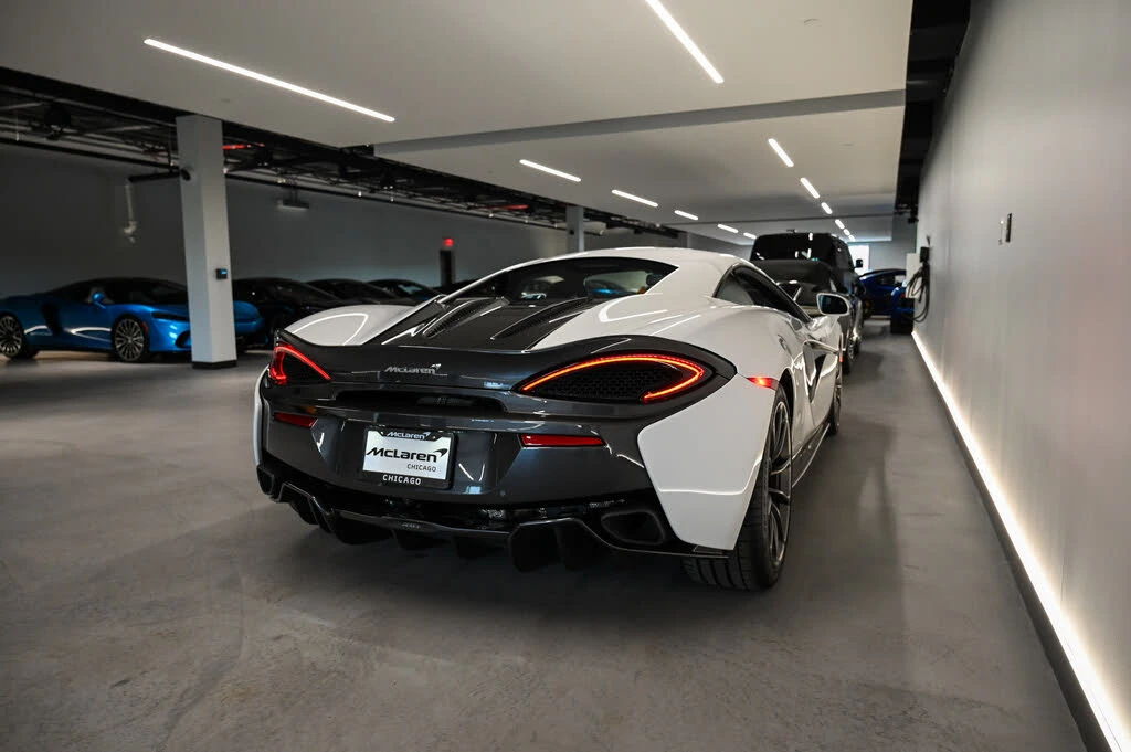 2019 McLaren 570S - Image 11 of 20