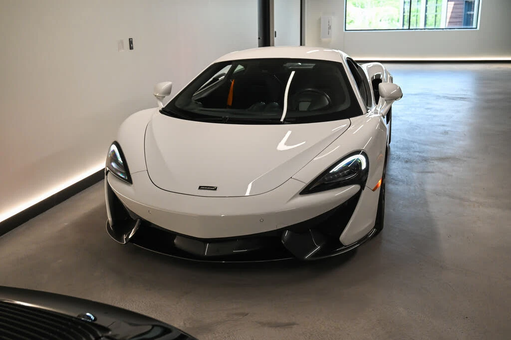 2019 McLaren 570S - Image 5 of 20