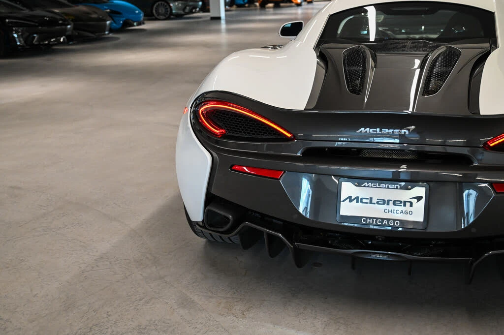 2019 McLaren 570S - Image 12 of 20