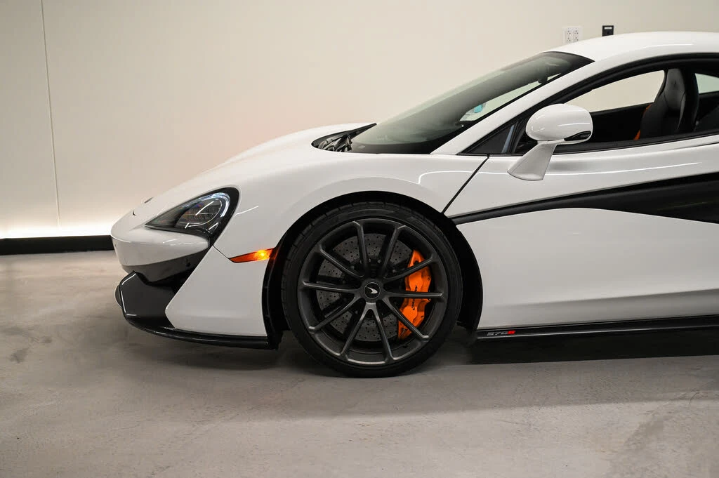 2019 McLaren 570S - Image 7 of 20