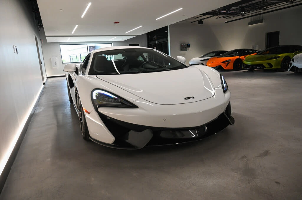 2019 McLaren 570S - Image 4 of 20