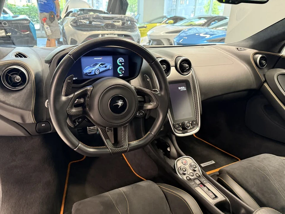 2019 McLaren 570S - Image 14 of 20