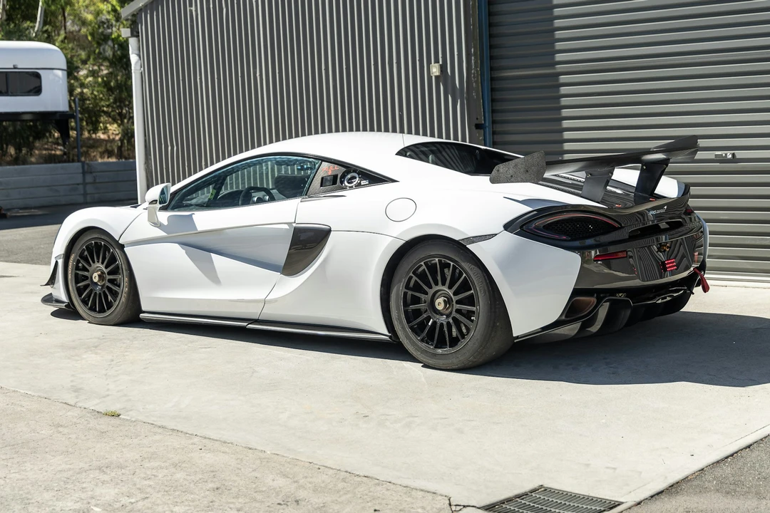2019 McLaren 570S - Image 7 of 21