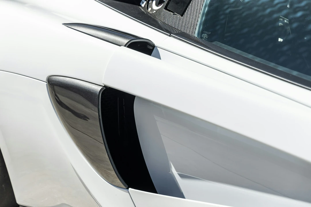 2019 McLaren 570S - Image 15 of 21