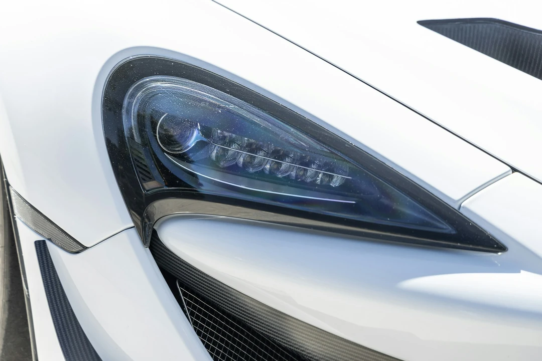 2019 McLaren 570S - Image 16 of 21