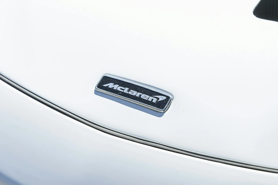 2019 McLaren 570S - Image 18 of 21