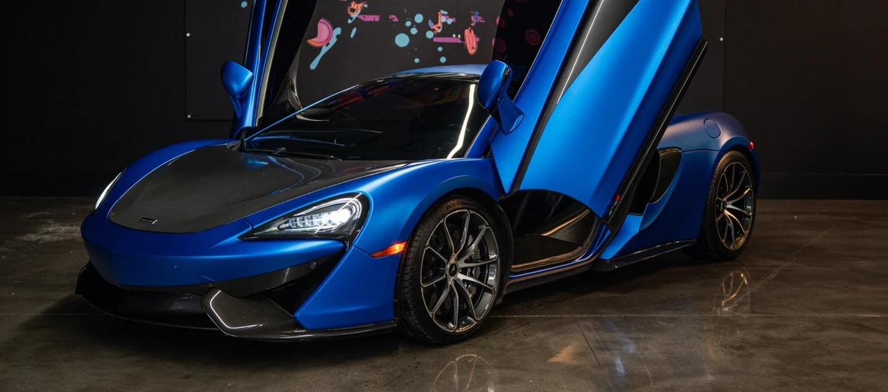 2019 McLaren 570S - Image 2 of 22