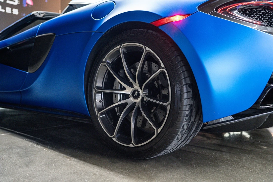 2019 McLaren 570S - Image 18 of 22